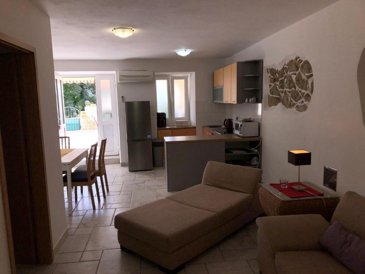 Apartments Trlika Kampor Extérieur photo