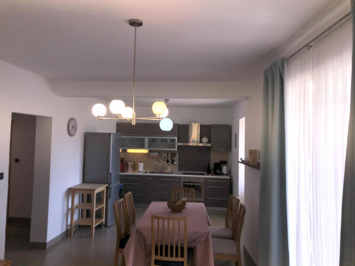 Apartments Trlika Kampor Extérieur photo
